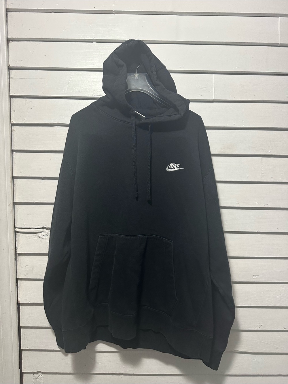 Nike Men's Black Hooded Sweatshirt with Swoosh Logo embroidered